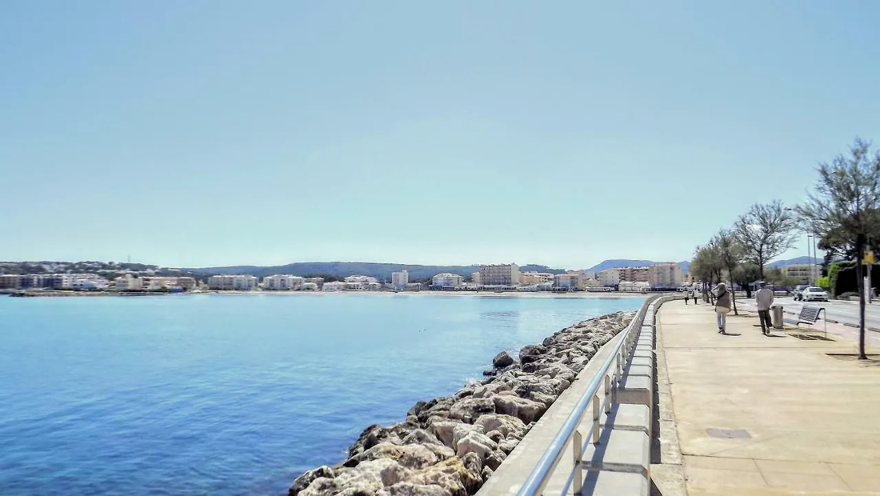 Apartaments Esbotzada L' Escala شقة